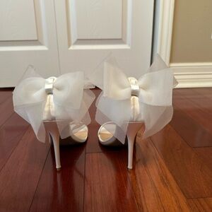 Lulu’s Ayanna Ivory Satin Bow Ankle Strap High Heel Sandals - Never Worn